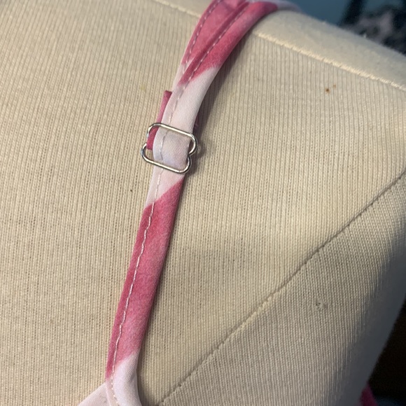 Pink striped shirt with adjustable strapes - Picture 2 of 6